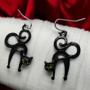 Black Cat 🐈‍⬛ Earrings Spooky Halloween Jewelry Fall Pumpkin Enamel Dangle Drop